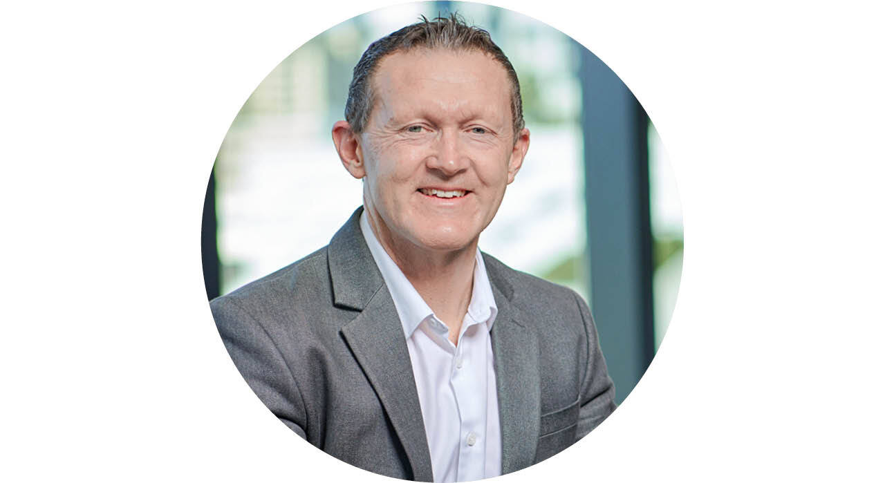 Ozwater_Committee_bubbles_Chris_Bulloch